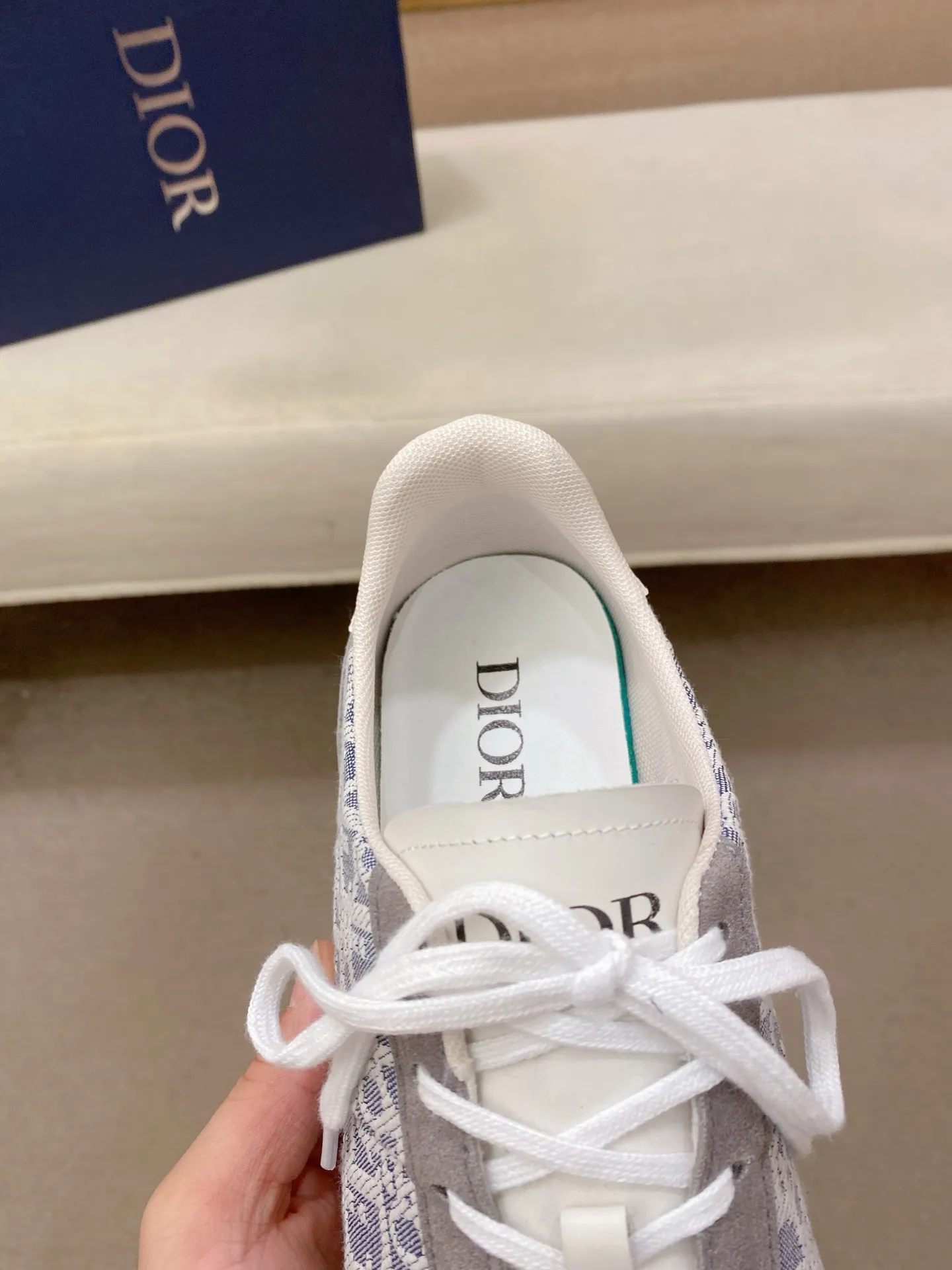 Men's shoes💰: 440💰Couple style💏 [Dior·Dior] New casual sports style men's shoes, new spring and summer design, perfect workmanship, lace-up lazy style to create wardrobe quality, upper: imported first-layer cowhide, mesh breathable lining soft and comfortable, ultra-light TPU wear-resistant outsole, simple, versatile fashion men's shoes, excellent color code number 35--44. (45,46 customized items are not returnable or exchangeable)